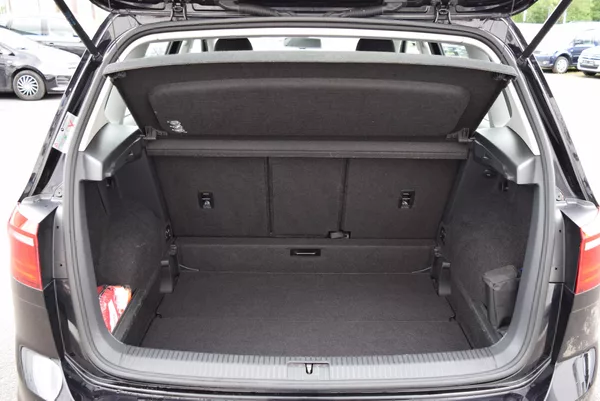Volkswagen Golf Sportsvan 1.4TSI 92kw CLBMT TAŽNÉ NAVI - foto 9