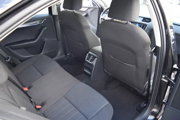 Škoda Octavia 1.5TSI 110kw AMBITION KAM TAŽ - foto 41
