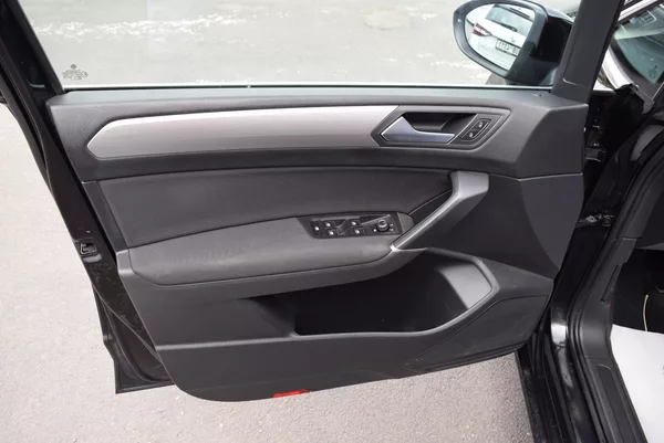 Volkswagen Touran 1.4TSI 110kw CLBMT 7MÍST TAŽNÉ - foto 18
