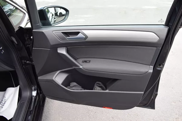 Volkswagen Touran 1.4TSI 110kw CLBMT 7MÍST TAŽNÉ - foto 37