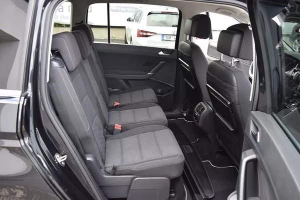 Volkswagen Touran 1.4TSI 110kw CLBMT 7MÍST TAŽNÉ - foto 38