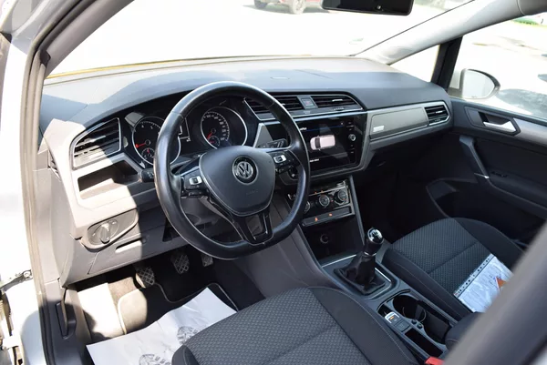 Volkswagen Touran 1.5TSI 110kw CLBMT 7MÍST TAŽNÉ - foto 23
