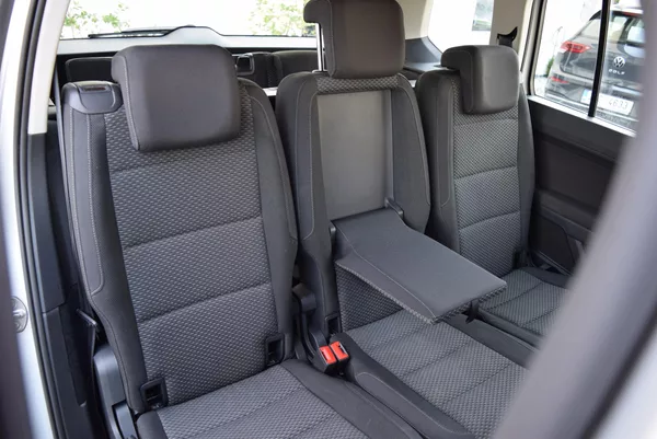Volkswagen Touran 1.5TSI 110kw CLBMT 7MÍST TAŽNÉ - foto 41