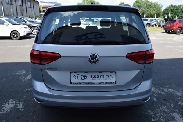 Volkswagen Touran 1.5TSI 110kw CLBMT 7MÍST TAŽNÉ - foto 8