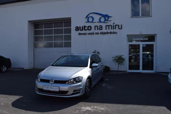Volkswagen Golf 1.4TSI 92kw CLBMT WEBAS TAŽNÉ