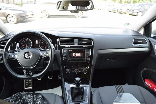 Volkswagen Golf 1.4TSI 92kw CLBMT WEBAS TAŽNÉ - foto 18