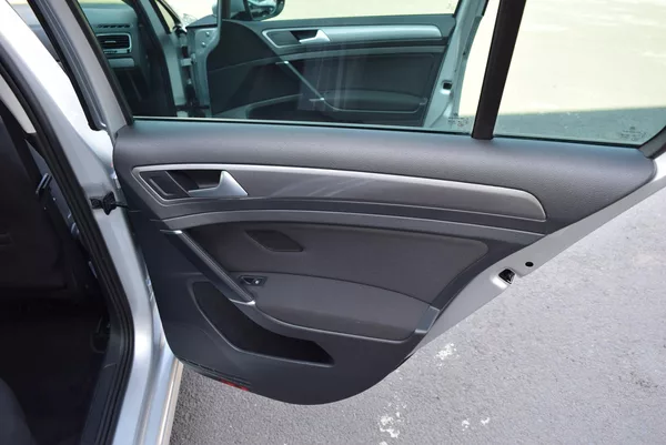 Volkswagen Golf 1.4TSI 92kw CLBMT WEBAS TAŽNÉ - foto 40