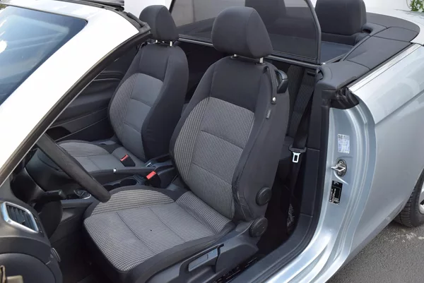 Volkswagen EOS 1.6FSI 85kw TAŽNÉ NOVÉ ROZVODY - foto 18