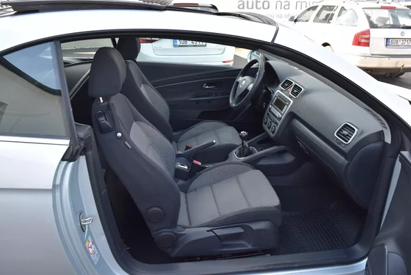 Volkswagen EOS 1.6FSI 85kw TAŽNÉ NOVÉ ROZVODY - foto 28