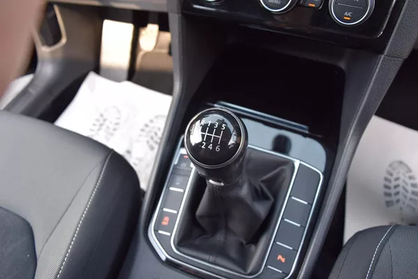 Volkswagen Golf Sportsvan 1.4TSI 92kw HGLBMT TAŽ KAM APP - foto 31