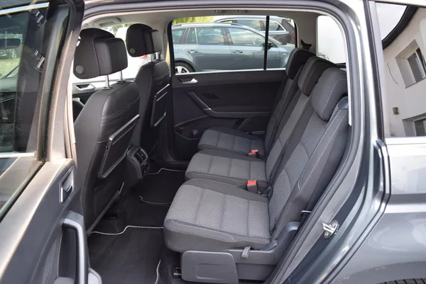 Volkswagen Touran 1.4TSI 110kw CLBMT 7MÍST TAŽNÉ - foto 14