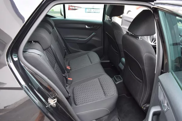 Škoda Fabia 1.2TSI 81kw ED. DRIVE AMBITION - foto 35