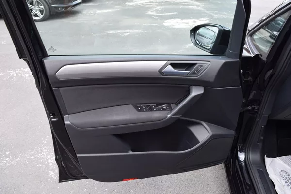 Volkswagen Touran 1.4TSI 110kw CLBMT TAŽ NAV APP - foto 18