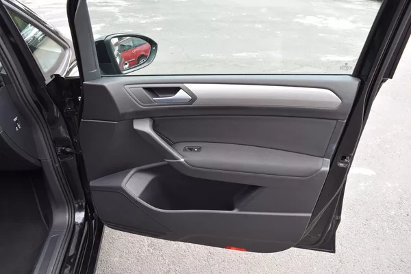 Volkswagen Touran 1.4TSI 110kw CLBMT TAŽ NAV APP - foto 36