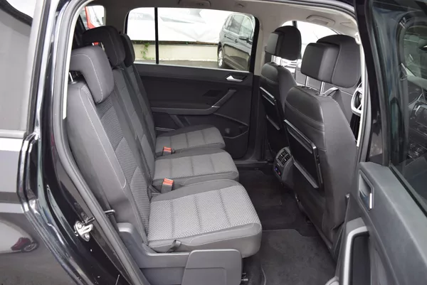 Volkswagen Touran 1.4TSI 110kw CLBMT TAŽ NAV APP - foto 37