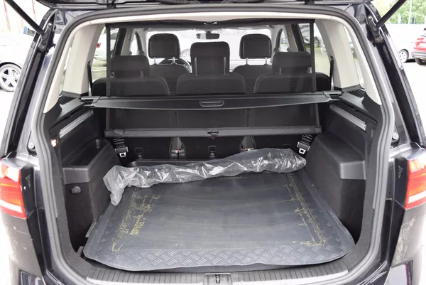 Volkswagen Touran 1.4TSI 110kw CLBMT TAŽ NAV APP - foto 9
