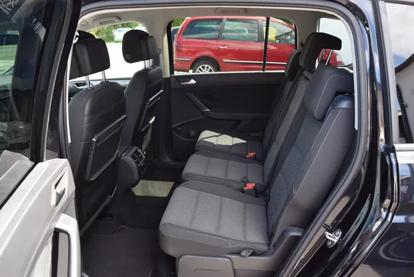 Volkswagen Touran 1.4TSI 110kw TAŽNÉ 7MÍST WEBAS - foto 13