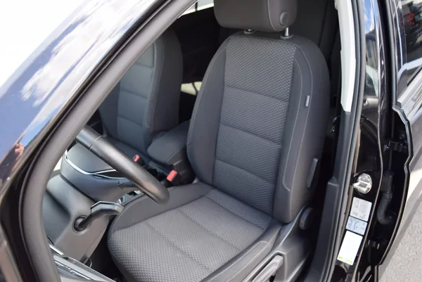 Volkswagen Touran 1.4TSI 110kw TAŽNÉ 7MÍST WEBAS - foto 20