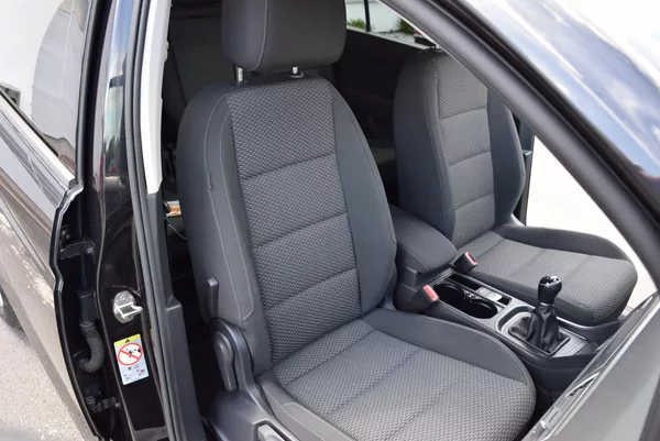 Volkswagen Touran 1.4TSI 110kw TAŽNÉ 7MÍST WEBAS - foto 36