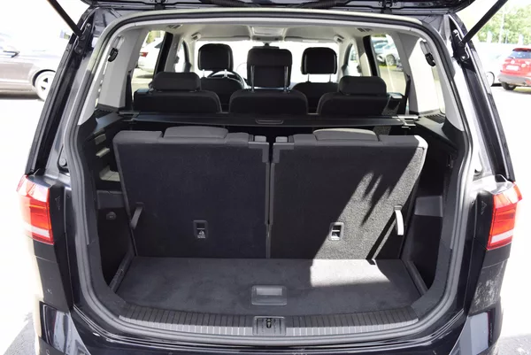 Volkswagen Touran 1.4TSI 110kw TAŽNÉ 7MÍST WEBAS - foto 9