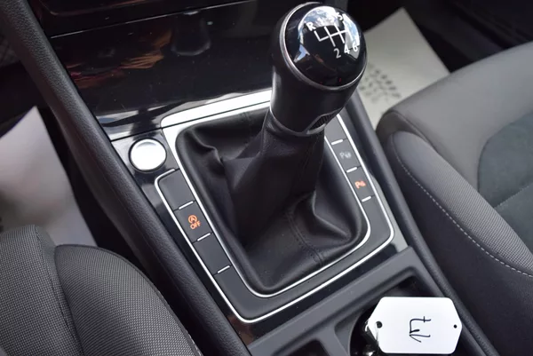 Volkswagen Golf Variant 1.5TSI 110kw HLBMT TAŽ LED KAM - foto 23