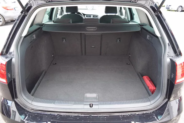 Volkswagen Golf Variant 1.5TSI 110kw HLBMT TAŽ LED KAM - foto 9