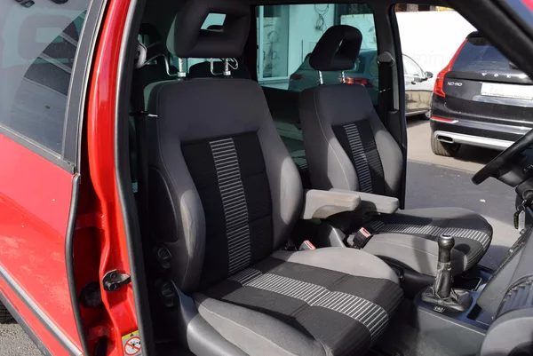 Volkswagen Sharan 1.9TDI 85kw 4x4 6MÍST TAŽNÉ - foto 35