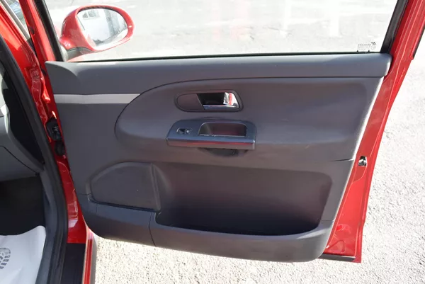 Volkswagen Sharan 1.9TDI 85kw 4x4 6MÍST TAŽNÉ - foto 36