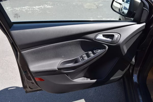 Ford Focus 2.0TDCI 110kw TITANIUM - foto 19