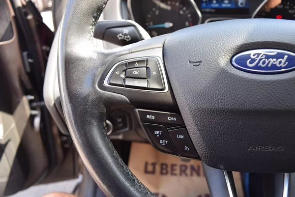 Ford Focus 2.0TDCI 110kw TITANIUM - foto 30