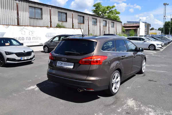 Ford Focus 2.0TDCI 110kw TITANIUM - foto 7