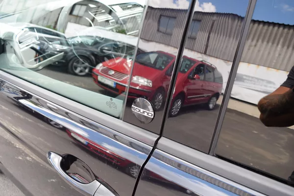 Volkswagen Touran 1.4TSI 110kw 7MÍST CLBMT NAVI - foto 20