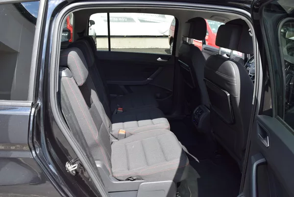Volkswagen Touran 1.4TSI 110kw 7MÍST CLBMT NAVI - foto 41