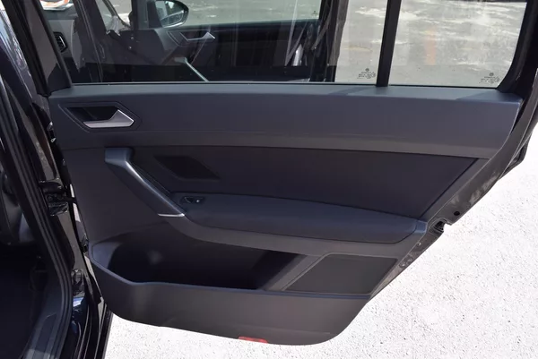 Volkswagen Touran 1.4TSI 110kw 7MÍST CLBMT NAVI - foto 44
