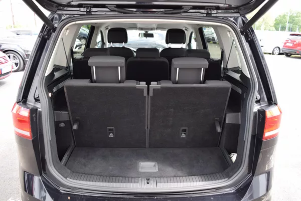 Volkswagen Touran 1.4TSI 110kw 7MÍST CLBMT NAVI - foto 9