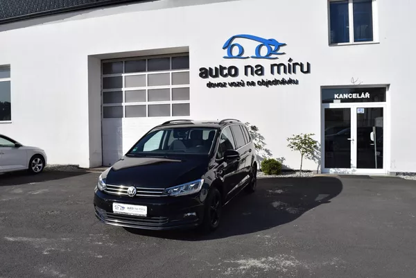 Volkswagen Touran 1.4TSI 110kw CLBMT 7MÍST LED
