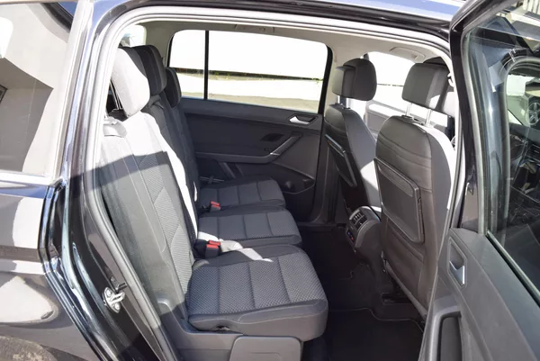 Volkswagen Touran 1.4TSI 110kw CLBMT 7MÍST LED - foto 44