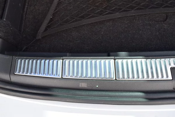 Škoda Superb 2.0TDI 110kw 4x4 L&K DSG TAŽNÉ - foto 10