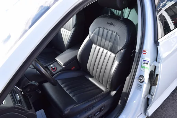 Škoda Superb 2.0TDI 110kw 4x4 L&K DSG TAŽNÉ - foto 22