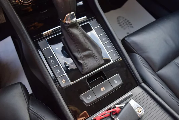 Škoda Superb 2.0TDI 110kw 4x4 L&K DSG TAŽNÉ - foto 24
