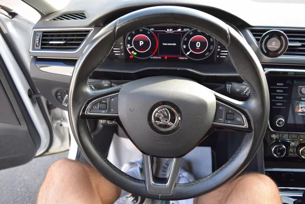 Škoda Superb 2.0TDI 110kw 4x4 L&K DSG TAŽNÉ - foto 29