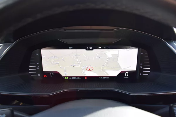 Škoda Superb 2.0TDI 110kw 4x4 L&K DSG TAŽNÉ - foto 33