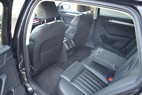 Škoda Superb 1.5TSI 110kw DSG STYLE PLUS - foto 16