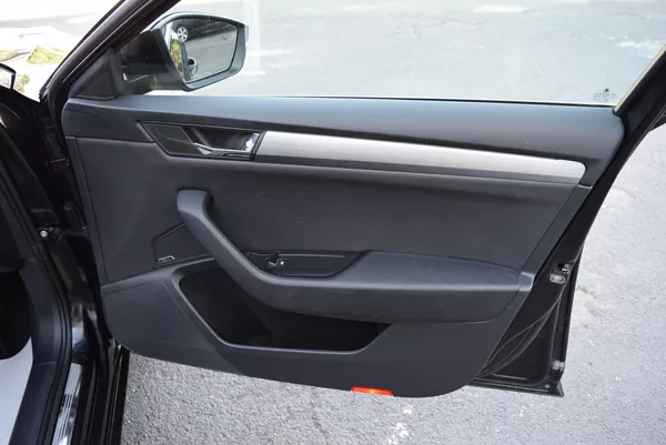 Škoda Superb 1.5TSI 110kw DSG STYLE PLUS - foto 37