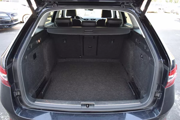 Škoda Superb 1.5TSI 110kw DSG STYLE PLUS - foto 9