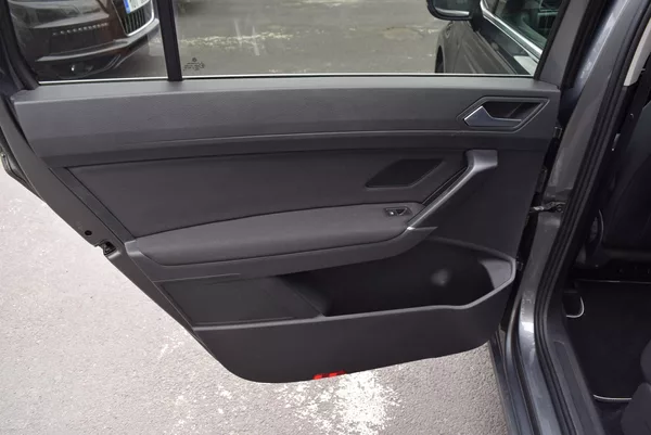 Volkswagen Touran 1.4TSI 110kw 7MÍST CLBMT APP - foto 13