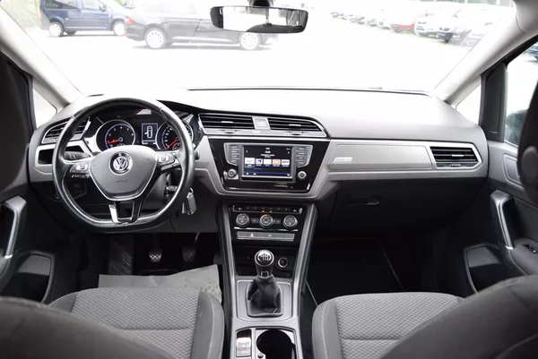 Volkswagen Touran 1.4TSI 110kw 7MÍST CLBMT APP - foto 19