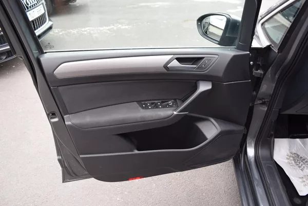 Volkswagen Touran 1.4TSI 110kw 7MÍST CLBMT APP - foto 20