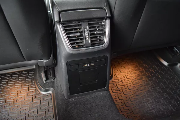 Škoda Octavia 2.0TDI 135kw SCOUT DSG 4x4 TAŽ - foto 16