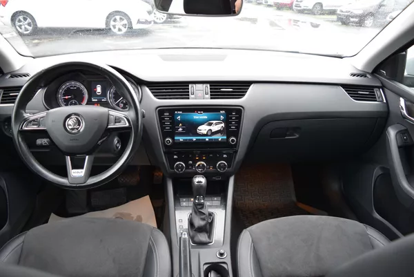 Škoda Octavia 2.0TDI 135kw SCOUT DSG 4x4 TAŽ - foto 18